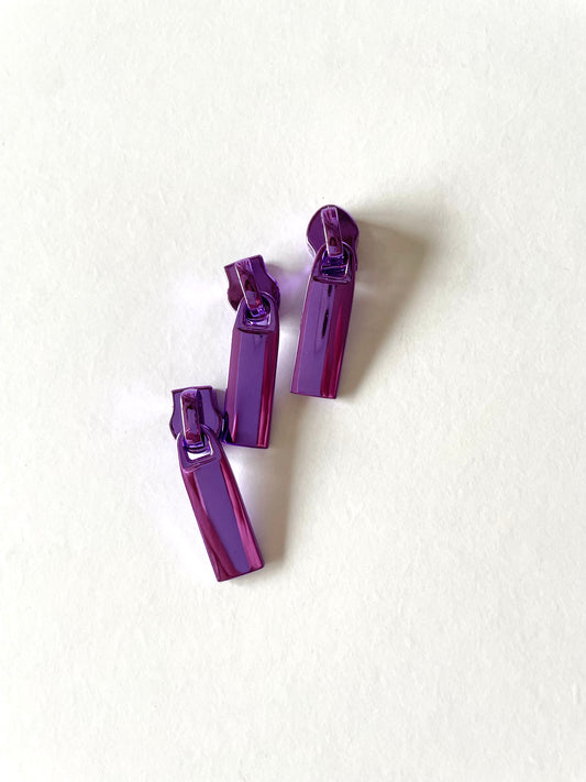 Zipper Pull -- Lock (purple)