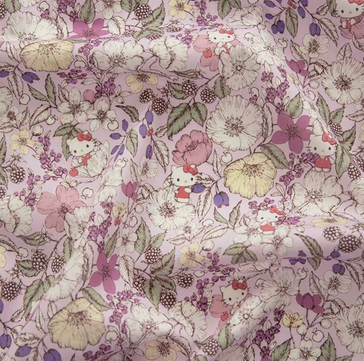 Liberty Japan - Hello Kitty - Meadow (pink & lilac)