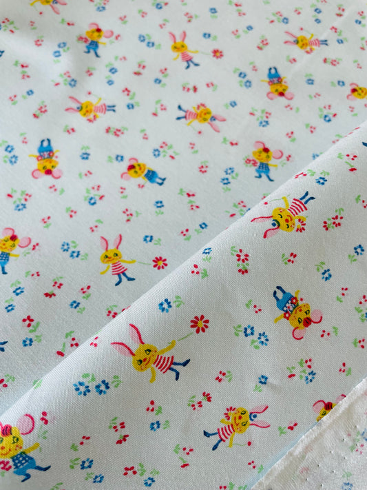 One Mile Rose - Mimi & Chicchi (light blue)