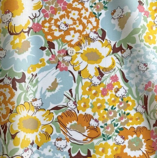 !! PRE Order! ! Liberty Japan & Hello Kitty - Peek A Boo (yellow)