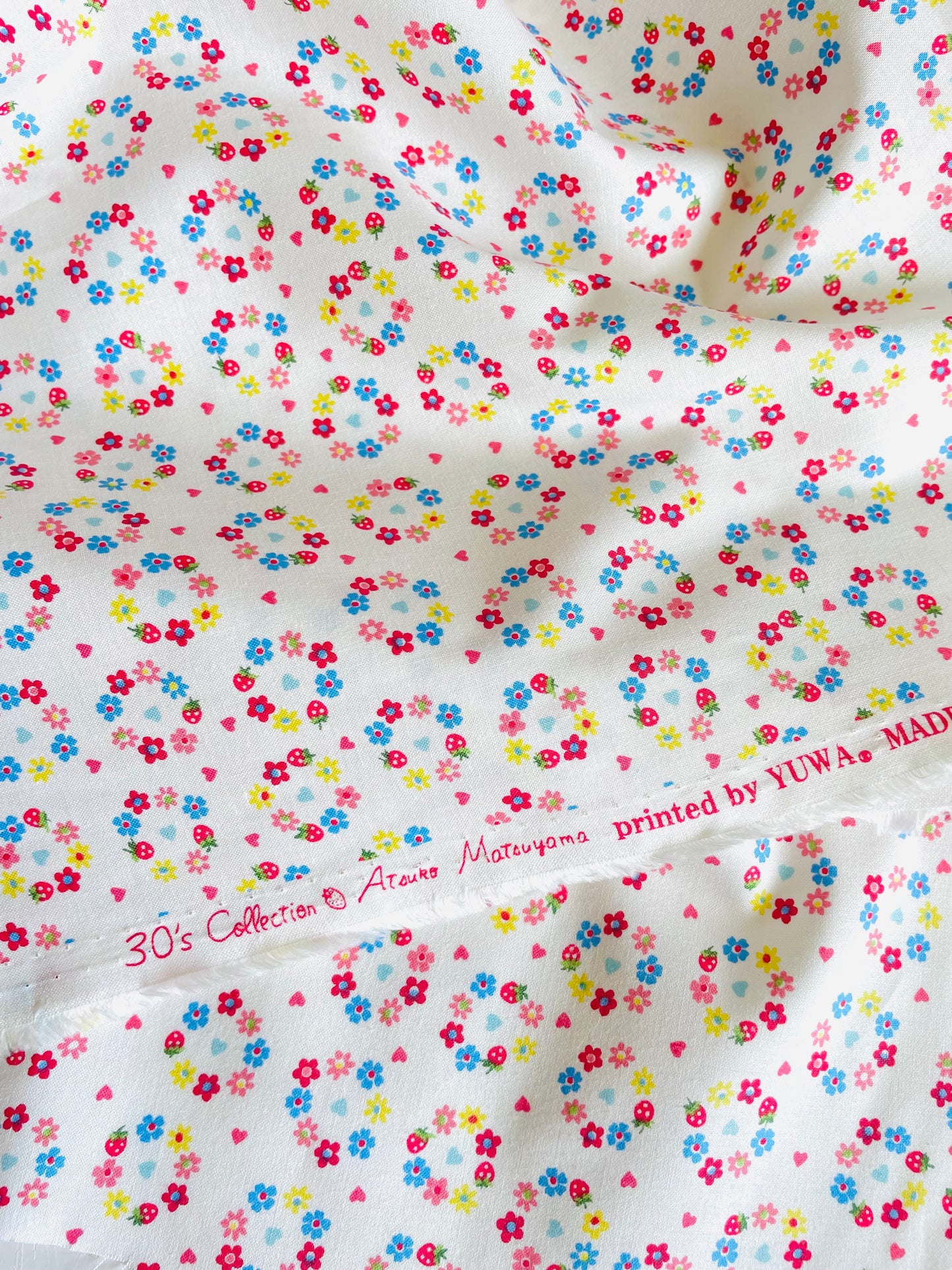 Atsuko Matsuyama - Petit Flower (white)