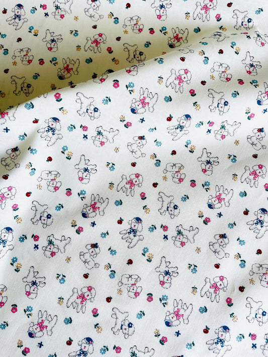 Atsuko Matsuyama - Strolling Sheep (white)