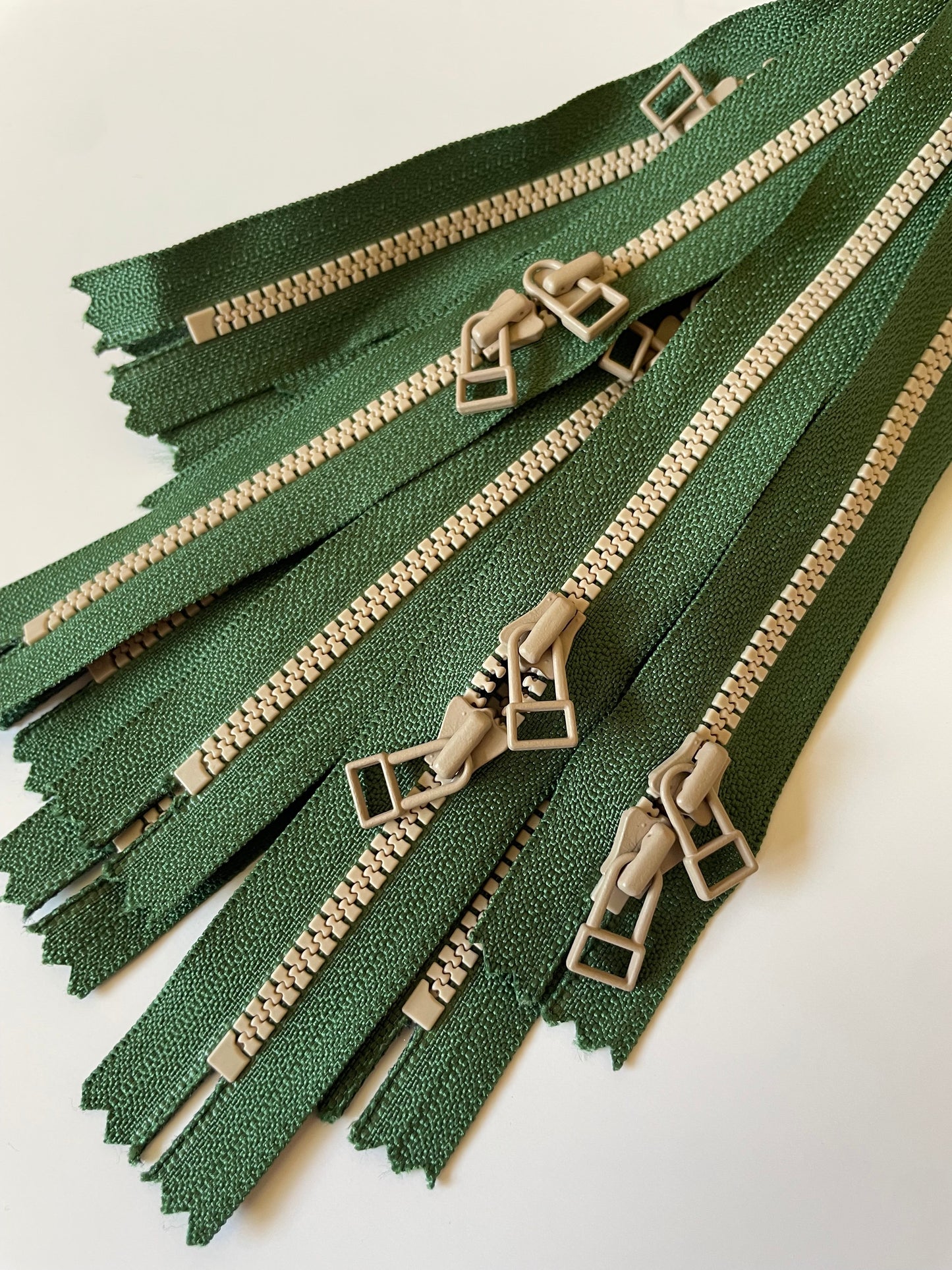YKK Rasin Zippers with double pull - (green/beige)(16"-40CM)