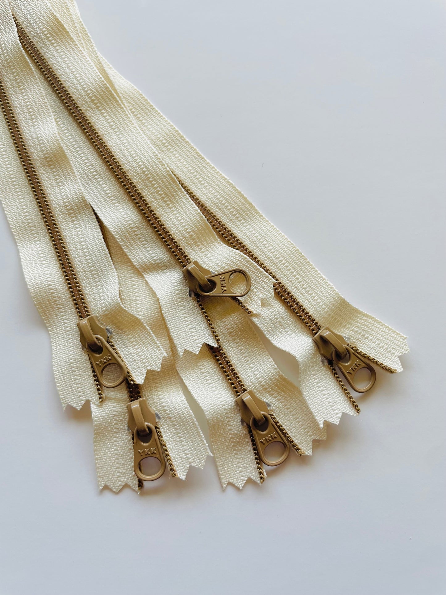 ZIPPER BUNDLE - Off white/caramel (8"/20cm)