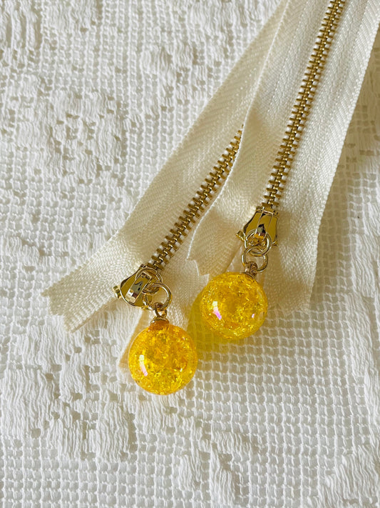 Zipper with shining ball charm (20cm/8in) - yellow