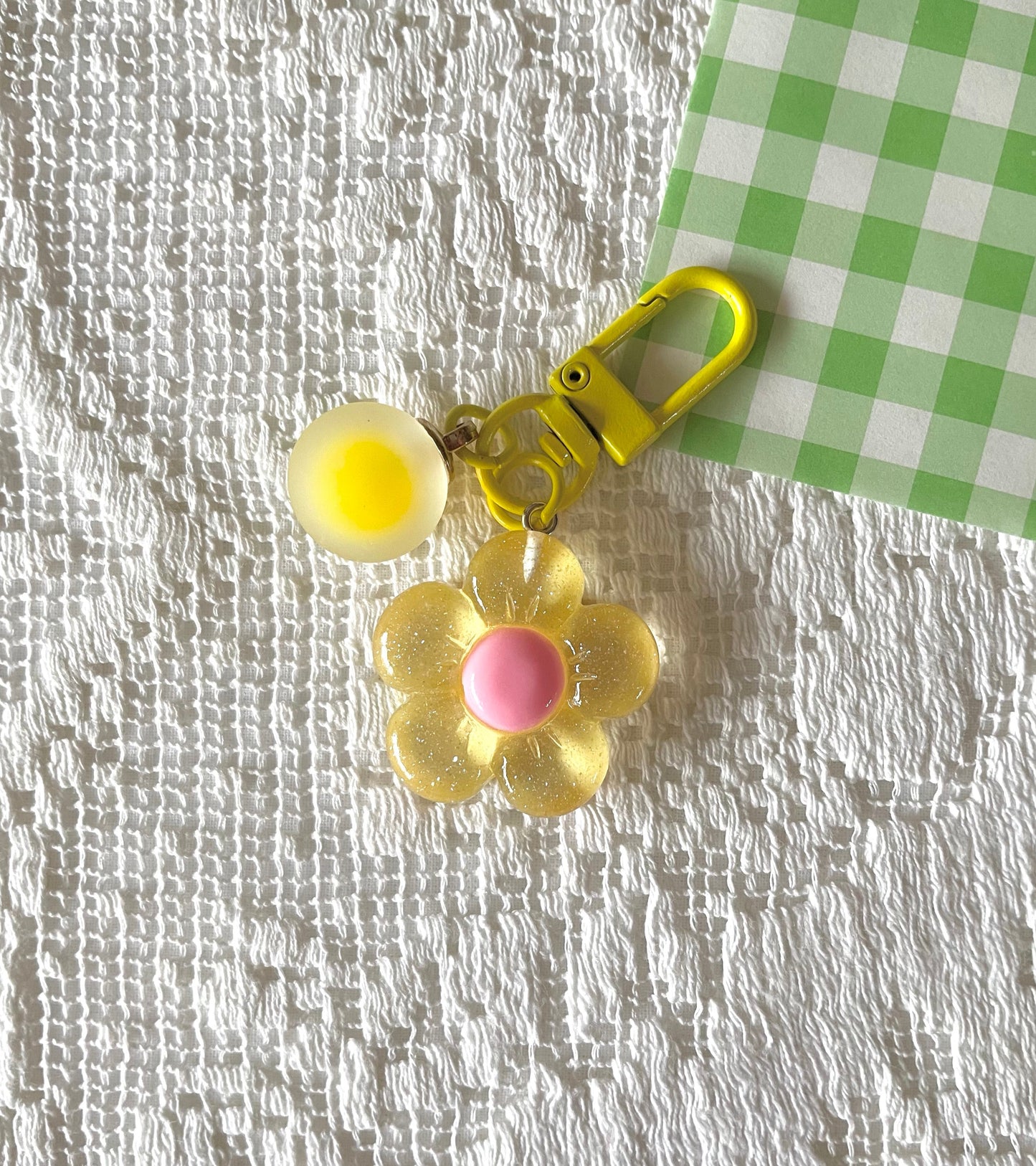 Zipper Charm -  happy flower (yellow)