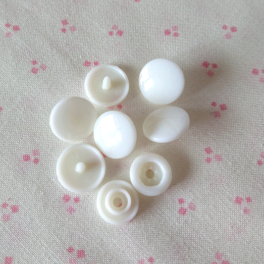 Fastening Snap -- White (Glossy)