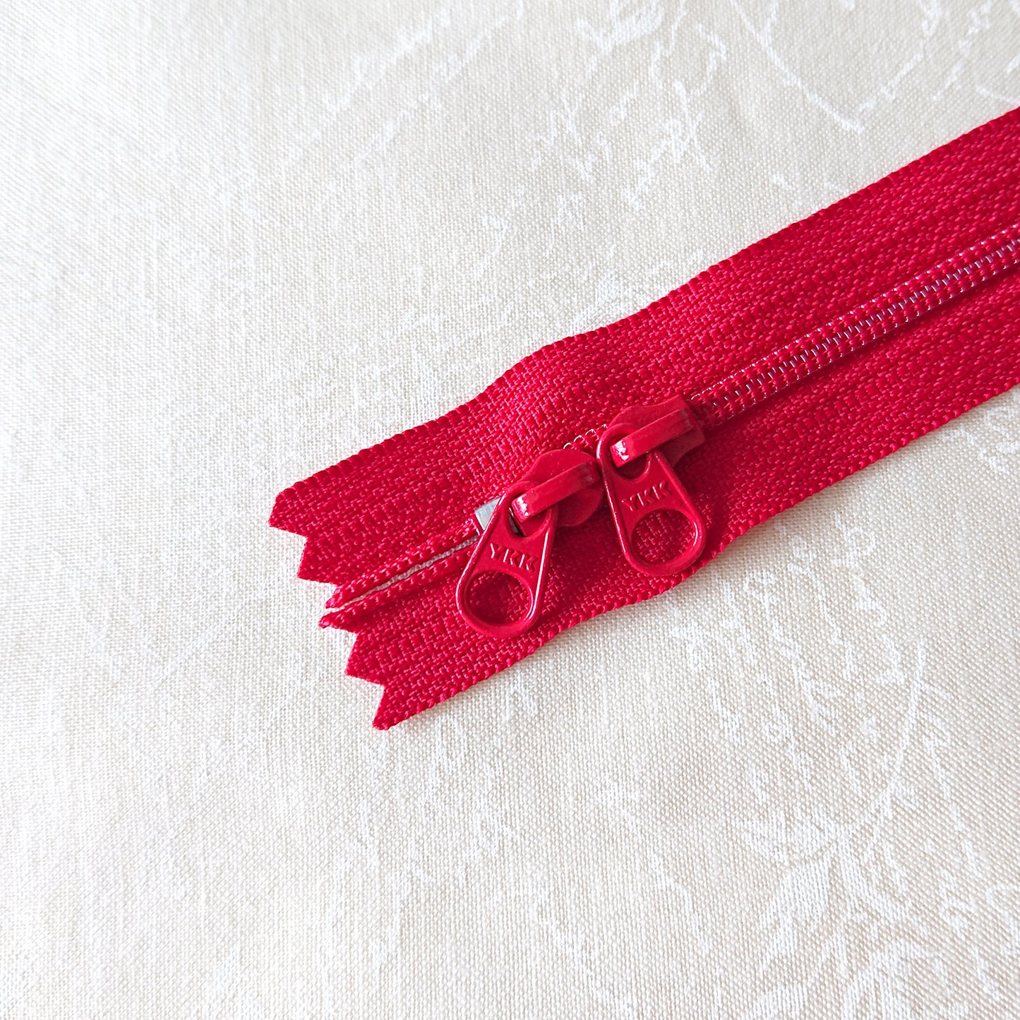 YKK Candy Color Zipper -- Red(50cm/20in)