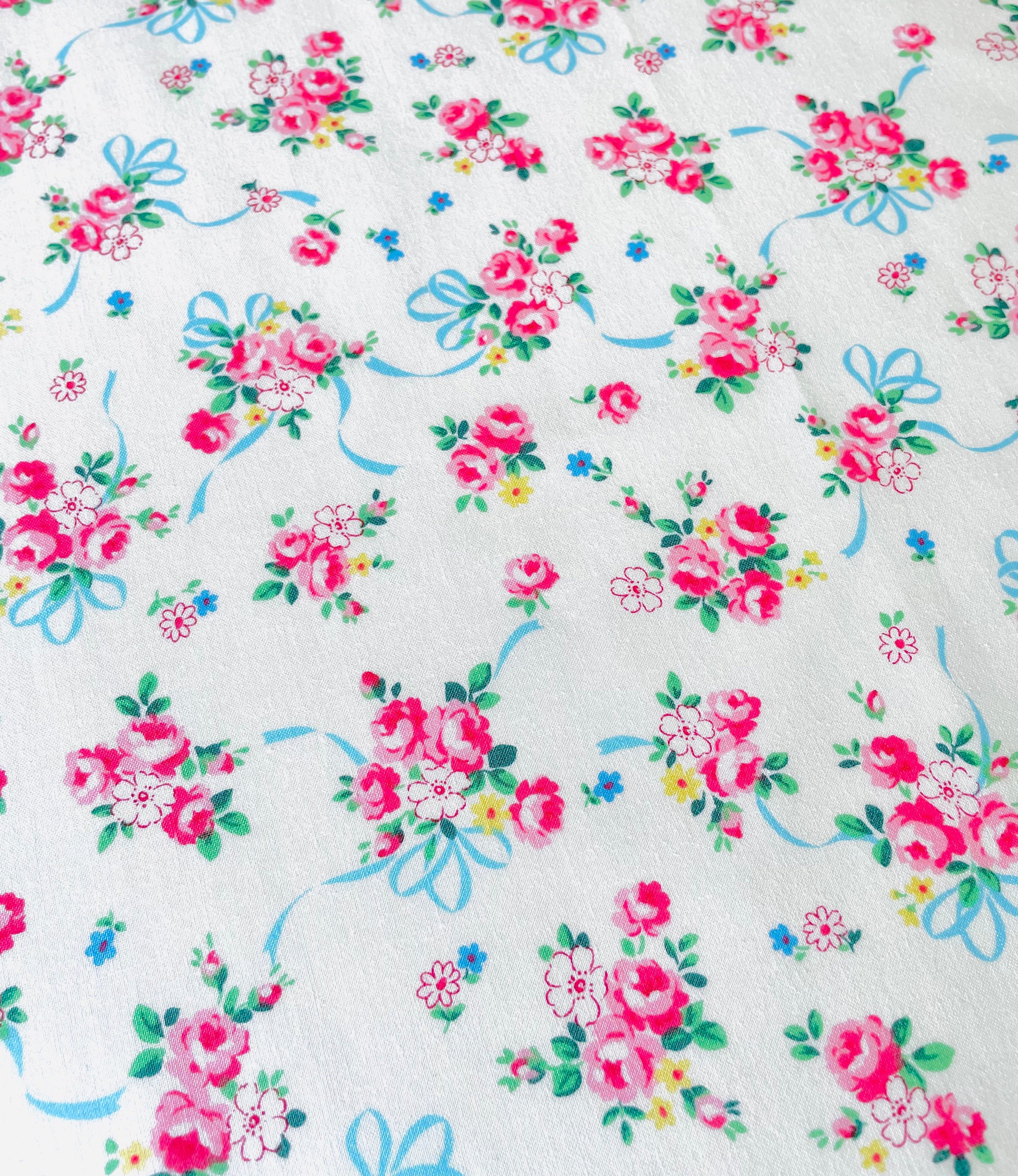 Rose Ribbon -- White – Rose Garden Patchwork