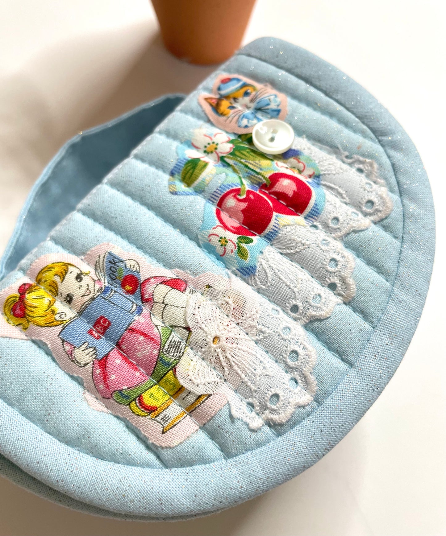 Sewing Kit -- SWEET SEWING BOX -- Blue