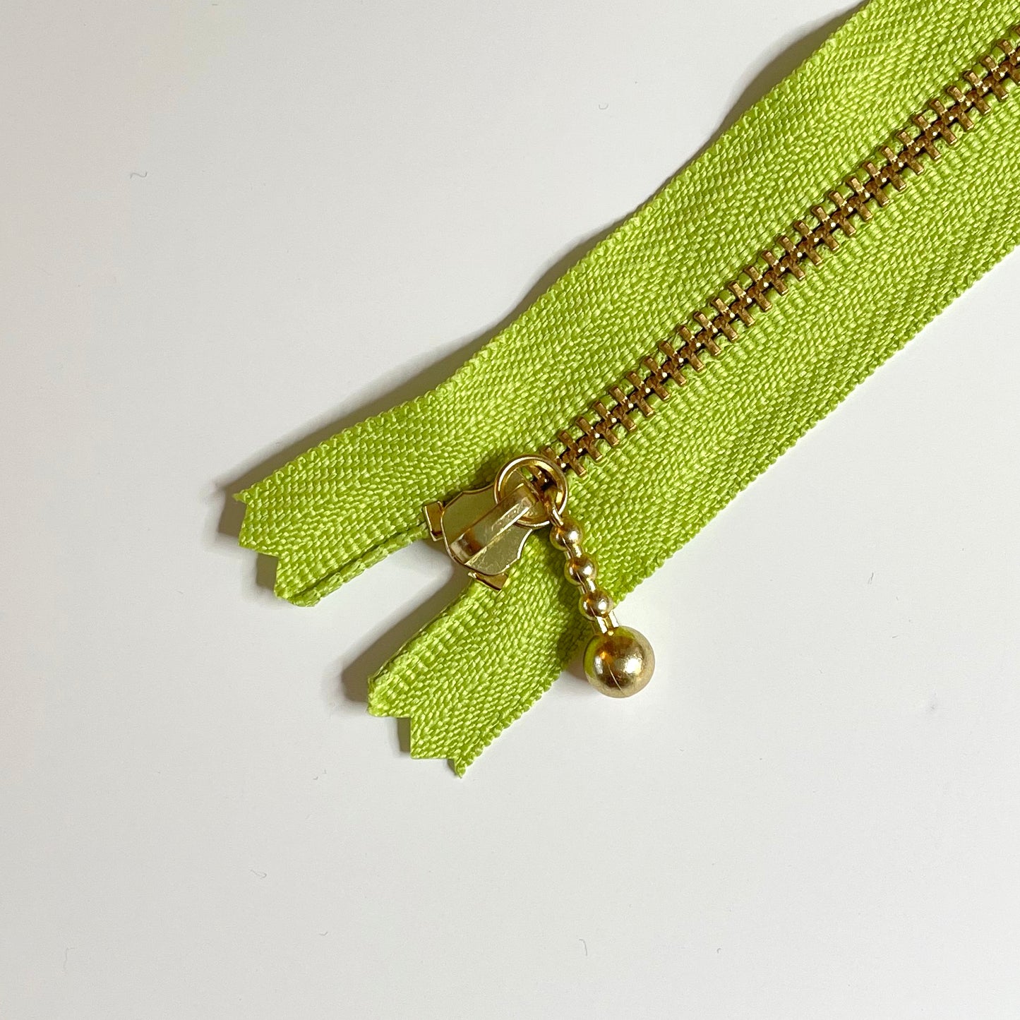 YKK Metalic Zippers with Water-drop Pull - light green (6 1/4" -16CM)