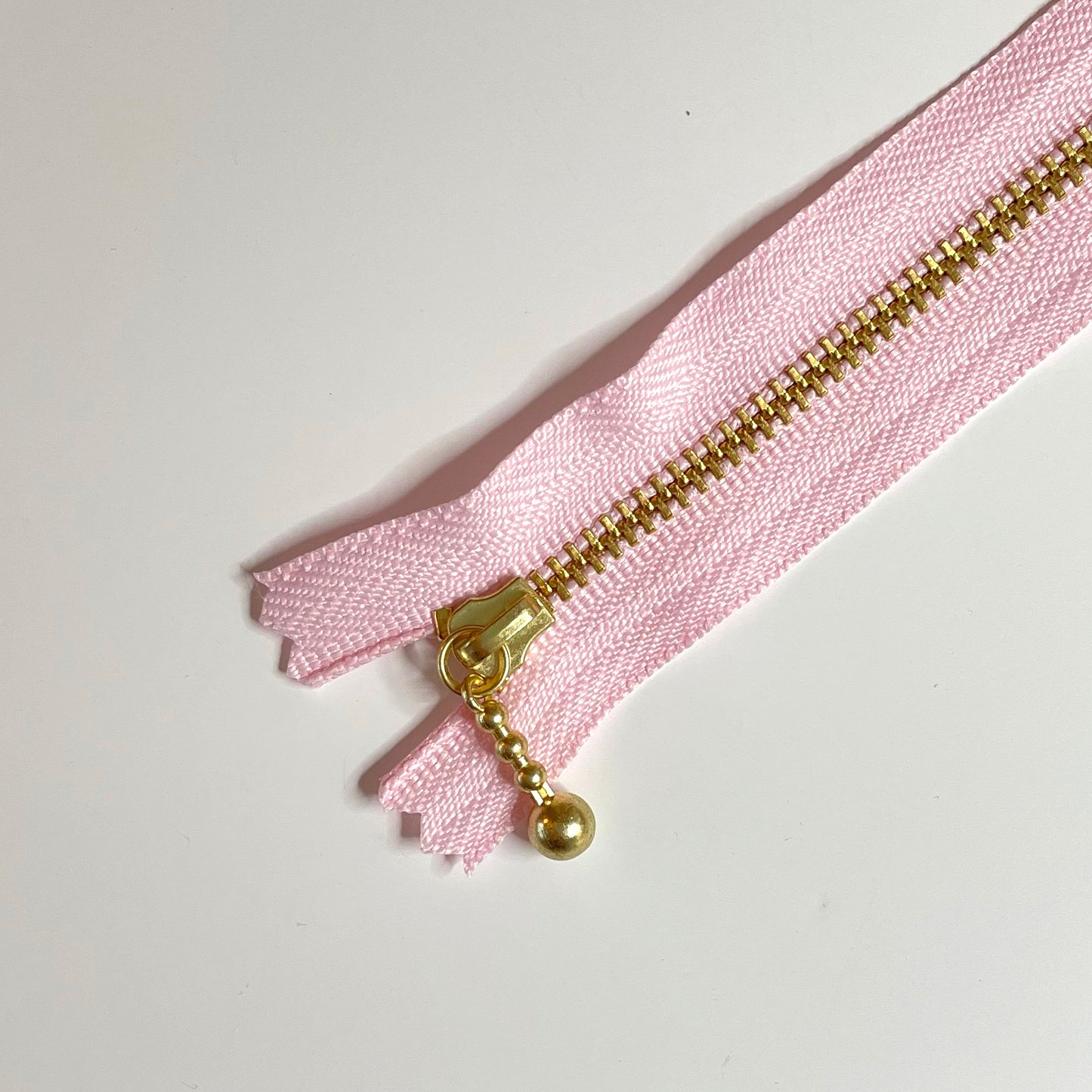 YKK Metalic Zippers with Water-drop Pull - light pink (6 1/4" -16CM)
