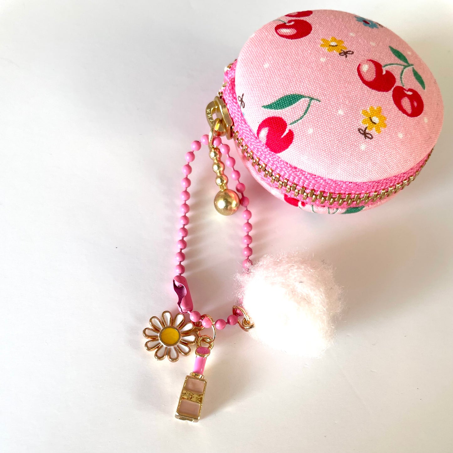 Sewing Kit - Mini Macaron Purse (pink cherry)